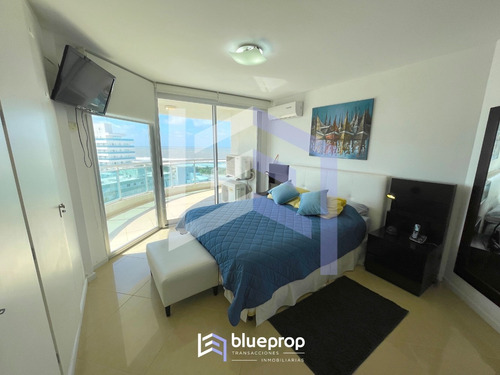 Imagen 8 de 14 de Apartamento En Venta A Metros Del Mar En Playa Brava En Punta Del Este. 3 Dormitorios.