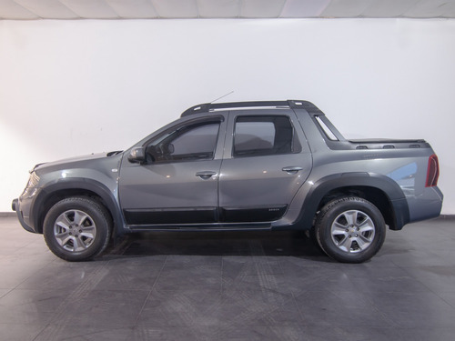 Renault Duster Oroch 2.0 Outsider Plus