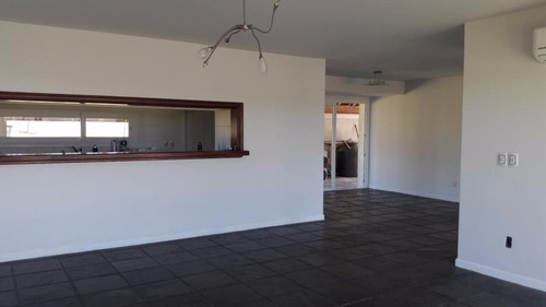 Venta Casa 4 Dormitorios Barrio Privado Colinas