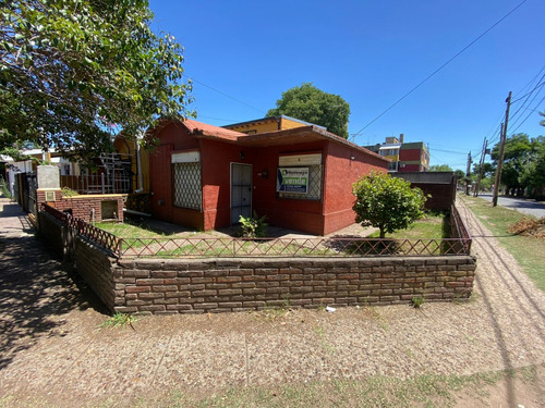 Casa En Venta En Barrio Maritimo