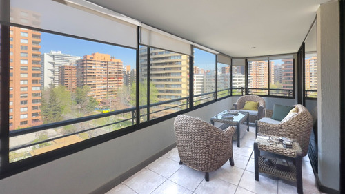 Inserto En Parque Privado. Un Sueño, 4 Dorm, 2 Estac Metro