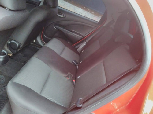 Imagem 9 de 10 de Toyota Etios 1.3 X 16v Flex 4p Manual