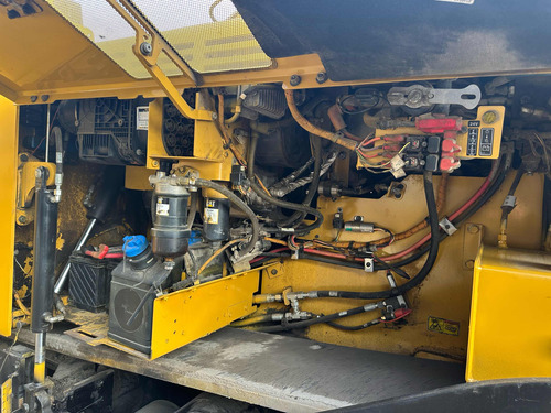 Pavimentadora Caterpillar Ap655f