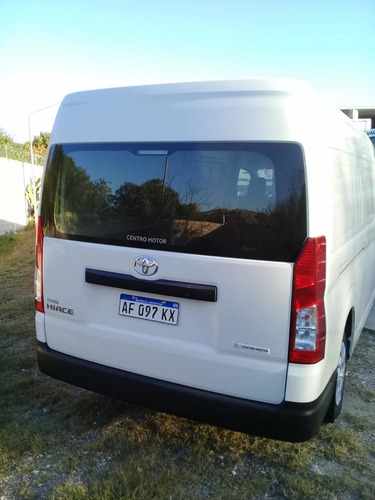 Imagen 5 de 9 de Toyota Hiace 2022 2.8 Tdi Furgón 6at L2h2 3a 5p