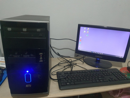 Imagem 3 de 10 de Computador Sempre Toshiba,model:es-1682 G-4472
