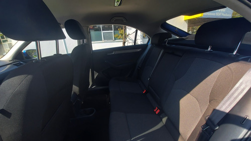 Imagen 11 de 15 de Seat Toledo 2018 4p Style L4/1.4/t Aut