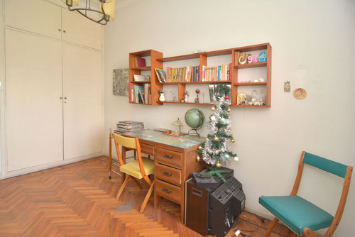 Imagen 21 de 30 de Ph Venta A Reciclar Con Terraza Propia Y Parrilla