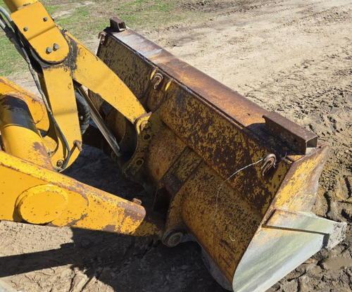 Retroexcavadora Caterpillar 420d Año 2003 4x4 Doble Traccion