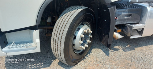 Imagem 5 de 10 de Volvo Fh460 Toco
