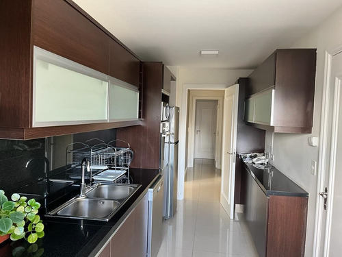 Imagen 8 de 21 de Increíble Apartamento En Edificio Imperiale Para Alquiler Invernal