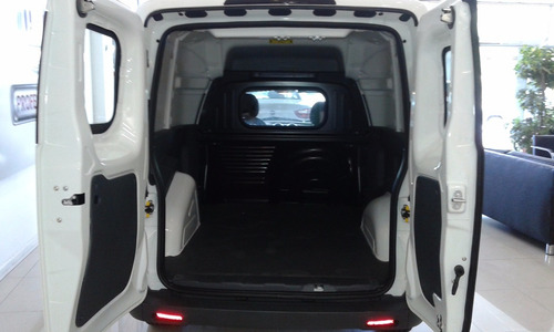 Imagen 5 de 15 de Fiat Fiorino 1.4 Endurance 87cv Maravilla 2023 De Pick Up U