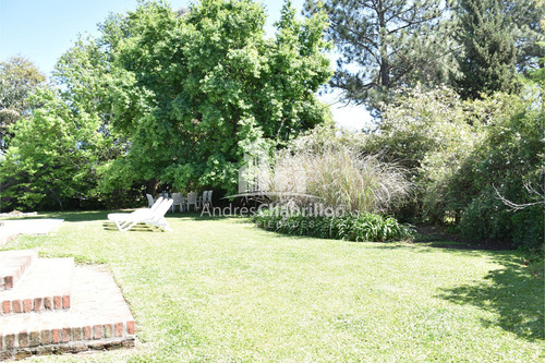 Venta Casa 4 Dormitorios Concordia Con Cochera