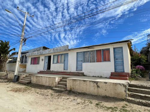 Se Vende Hostal En Tongoy 17d Y 17b - Frente Al Mar
