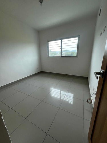 Moderno Y Espacioso Apartamento En Venta - 2do Nivel