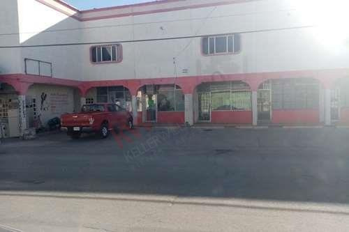 Imagen 2 de 6 de Centro Comercial Muy Amplio A La Venta Zona Eje Vial Juan Gabriel Y Centro
