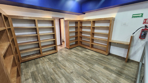 Local Comercial En Dos Niveles Interlomas