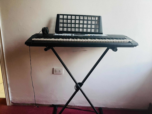 Imagen 4 de 4 de Piano Yamaha Psr E213