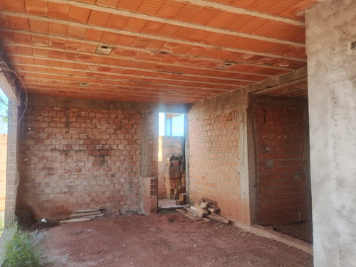 Casa Em Consturção Condomínio Fechado Em Araras