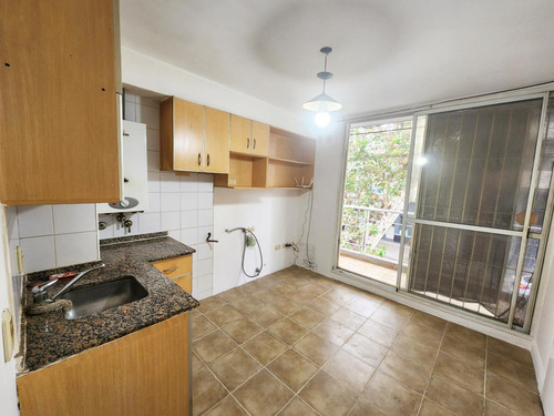 Venta Departamento Amplio Balcón Al Frente. 1 Piso Escalera Ideal Renta Alquilado Rosario
