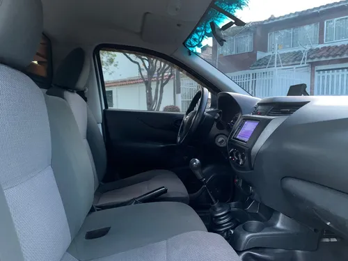 Nissan Frontier 2.5l Automática Gasolina