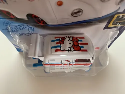 Hot Wheels 2021 - Volkswagen Kool Kombi Hello Kitty | Frete grátis