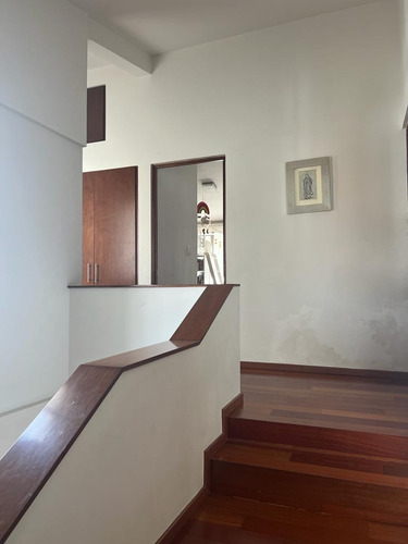 Casa Venta San Jerónimo 3 Recámaras, 3 Baños, Sala De Tv, Estudio 3 Autos
