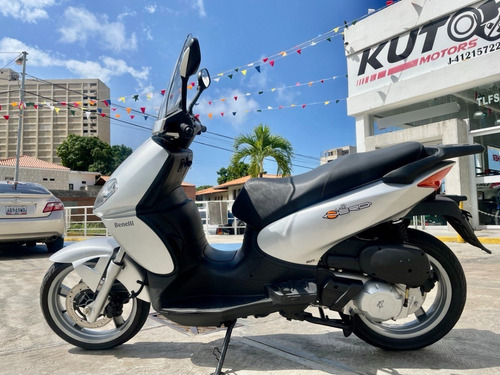 Imagen 2 de 5 de Benelli 250