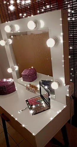 Espejo con luces para maquillaje - Reformas Baratas Cordoba