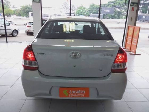 Imagem 6 de 10 de Toyota Etios 1.5 X Plus Sedan 16v Flex 4p Automático
