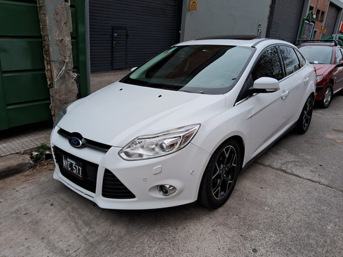 Ford Focus III 2.0 Sedan Titanium Mt