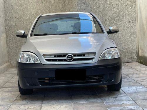 Imagem 2 de 13 de Chevrolet Corsa 2003 1.0 5p