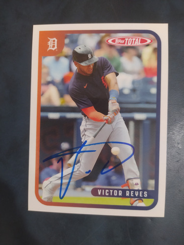 Baraja Topps Total Autografíada Por Victor Reyes 