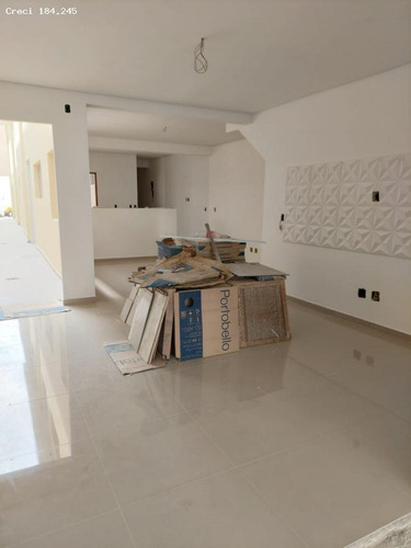 Imagem 2 de 15 de Casa 3 Dormitórios Para Venda Em Santos, Campo Grande, 3 Dormitórios, 3 Suítes, 1 Banheiro, 2 Vagas - 626_1-2151967