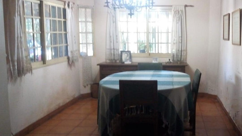 Casa En Venta - 4 Dormitorios 4 Baños - 3300mts2 - Pilar