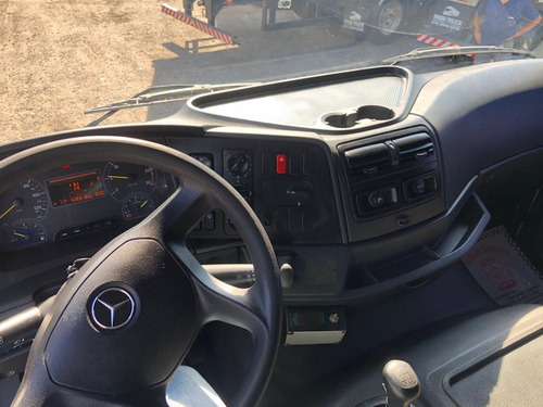 Mb 2426 Atego Teto Alto Leito Ano 2016 Bau Isotermico Aparel