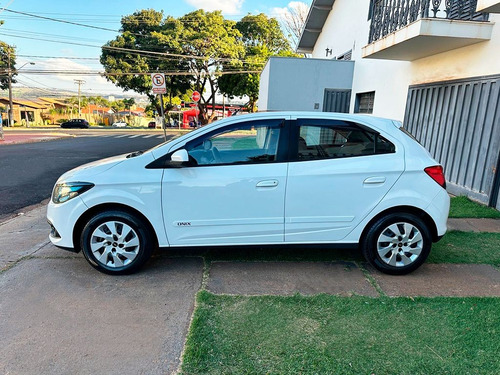 Chevrolet Onix 1.4 MPFI LT 8V