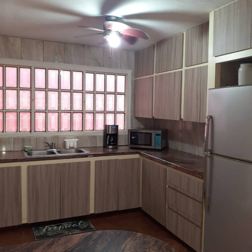Imagen 4 de 14 de Casa Dos Niv Urbanización La Fontanera Los Teques