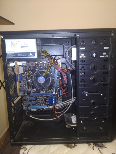 Gabinete Vinik Com Placa I3 3250u 8gb