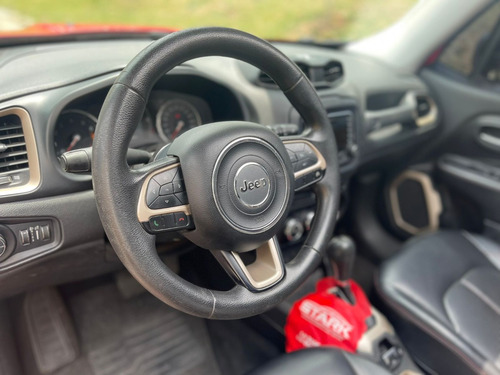 Jeep Renegade 1.8 Flex Aut. 5p