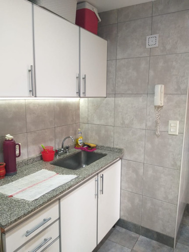 3 Amb Impecable,balcón, Cocina Separada, Cochera, Bajas Exp