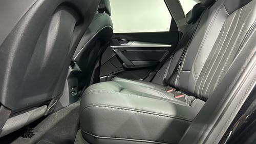 Audi Q5 45 TFSI Quattro S Tronic 2.0 AT