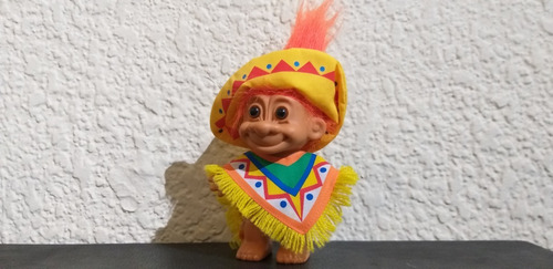 Troll Russ Vintage Con Ropa (Usado)