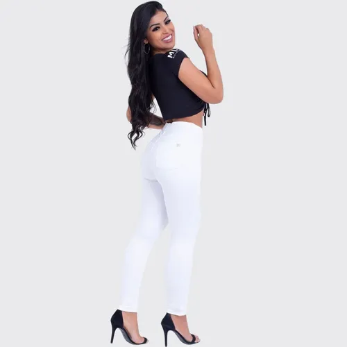 A famosa calça jeans levanta bumbum!😍😊 - Water Luxe Jeans