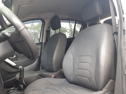 Imagem 12 de 15 de Renault Sandero