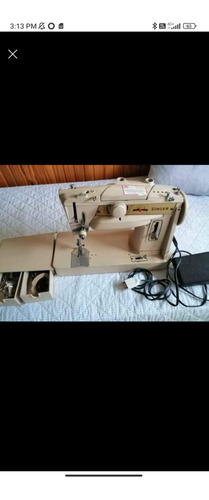 Vendo Máquina De Coser Singer 