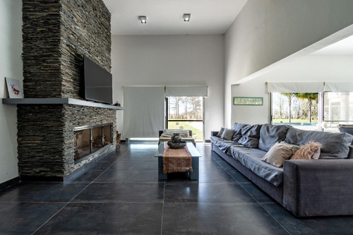 Espectacular Casa!! Hermosa Vivienda Familiar.