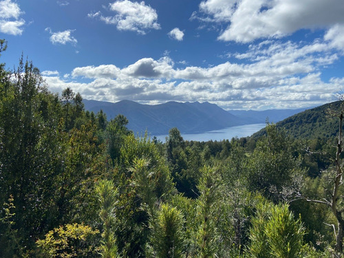 Parcela Excelentes Vistas En Caburgüa, Pucón