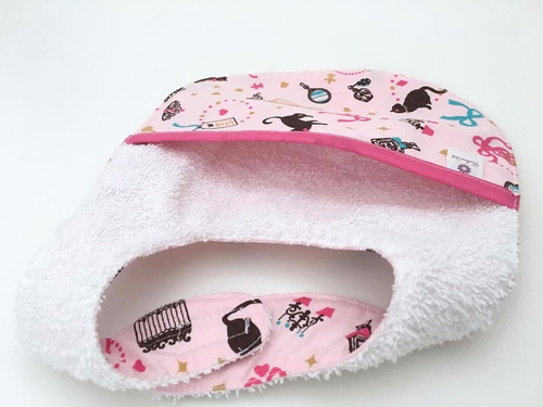Imagem 3 de 3 de Babador Com Bolso De Tecido Forrado Para Bebê