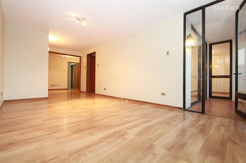 Departamento En Venta De 3 Dorm. En Las Condes