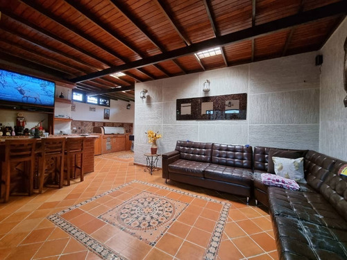 Imagen 1 de 4 de Michelle Vargas Vende Bello Townhouse En San Diego, Res. San Diego Plaza Gran Ubicación Foth - 319mv